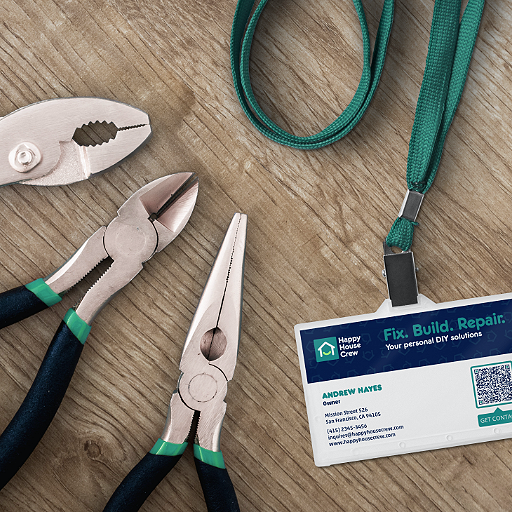Bir çalışan kimliğinde vCard QR Kodu fikri